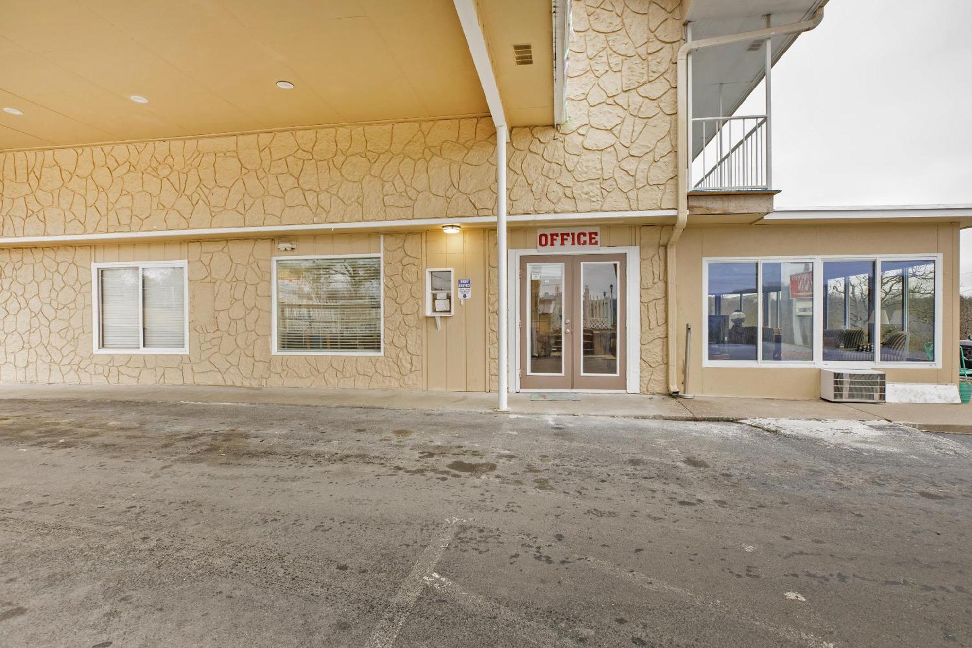 Oyo Hotel Branson Mo-165 Exterior photo